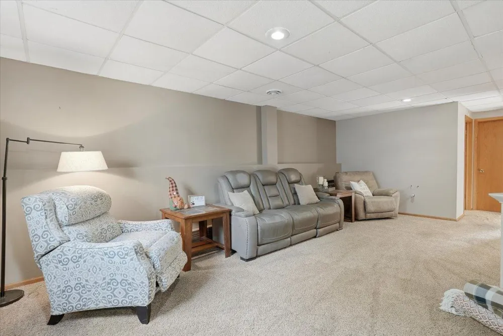 205 W Elm Street Roberts, WI 54023