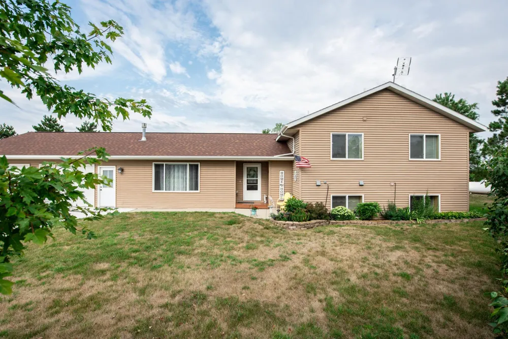 614 W Colfax Street Parkers Prairie, MN 56361