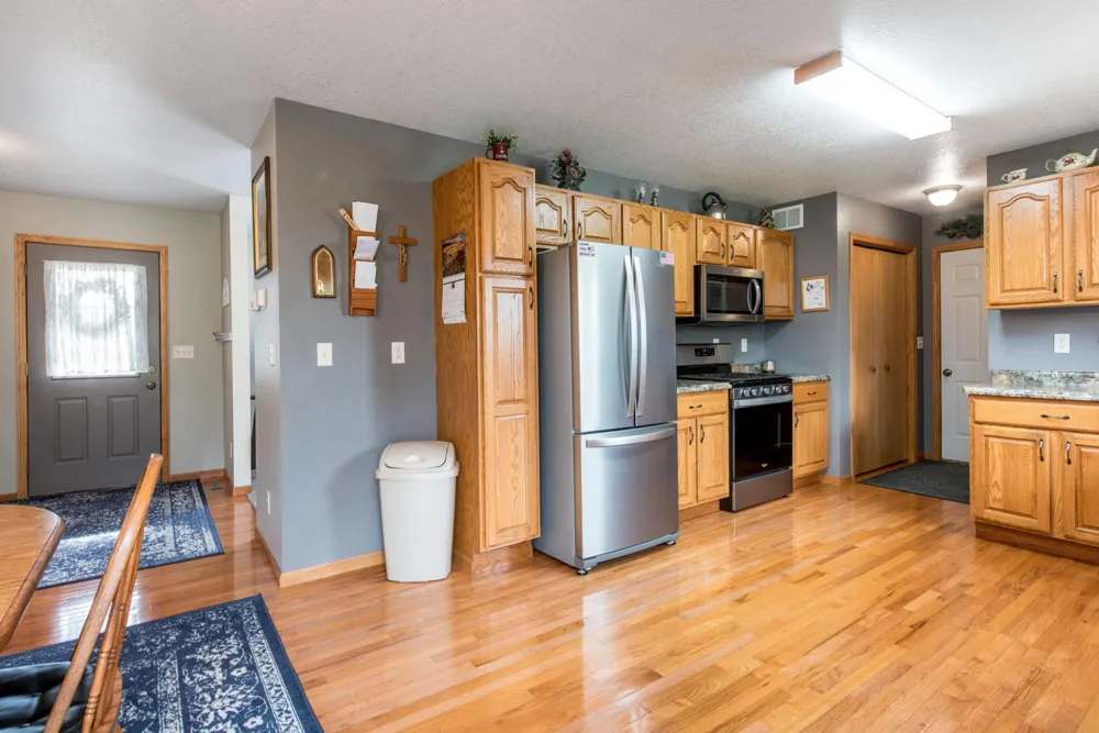 614 W Colfax Street Parkers Prairie, MN 56361
