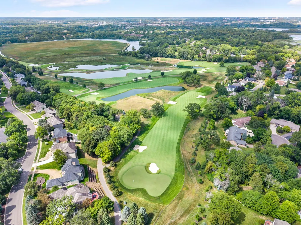 10465 Olympic Circle Eden Prairie, MN 55347
