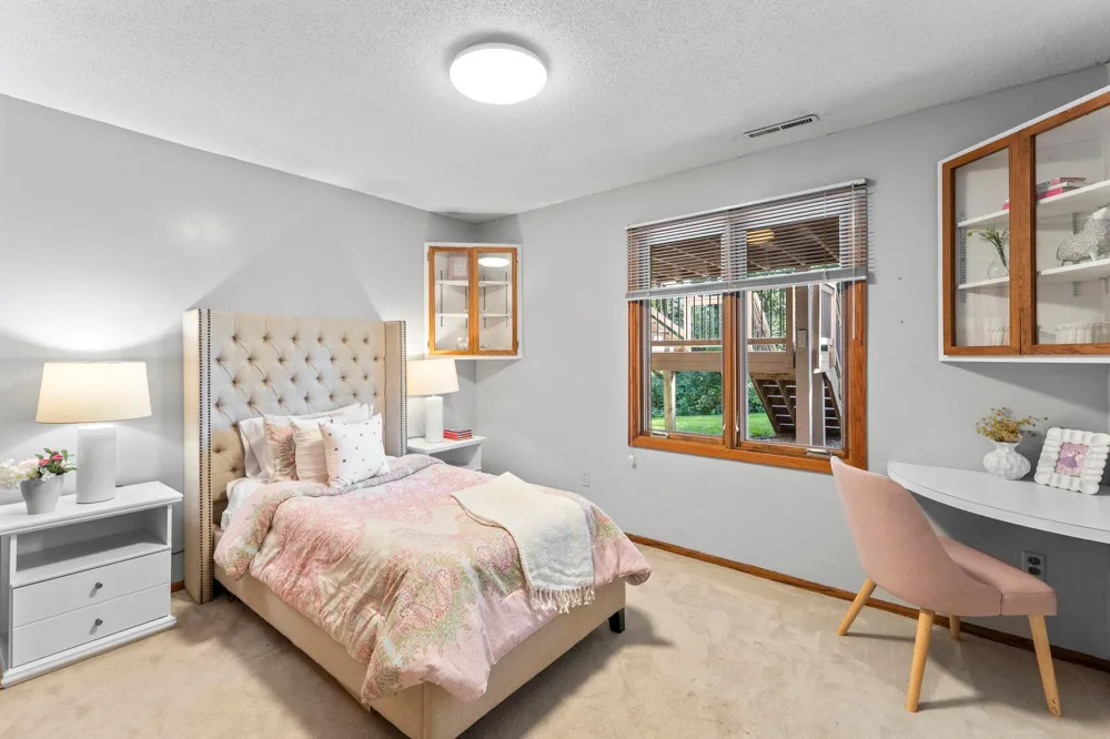 10465 Olympic Circle Eden Prairie, MN 55347