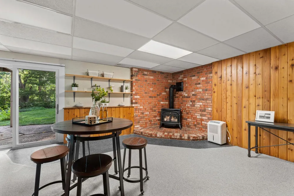 10465 Olympic Circle Eden Prairie, MN 55347