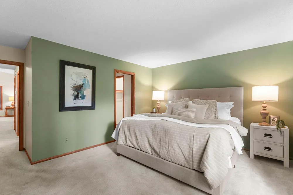 10465 Olympic Circle Eden Prairie, MN 55347