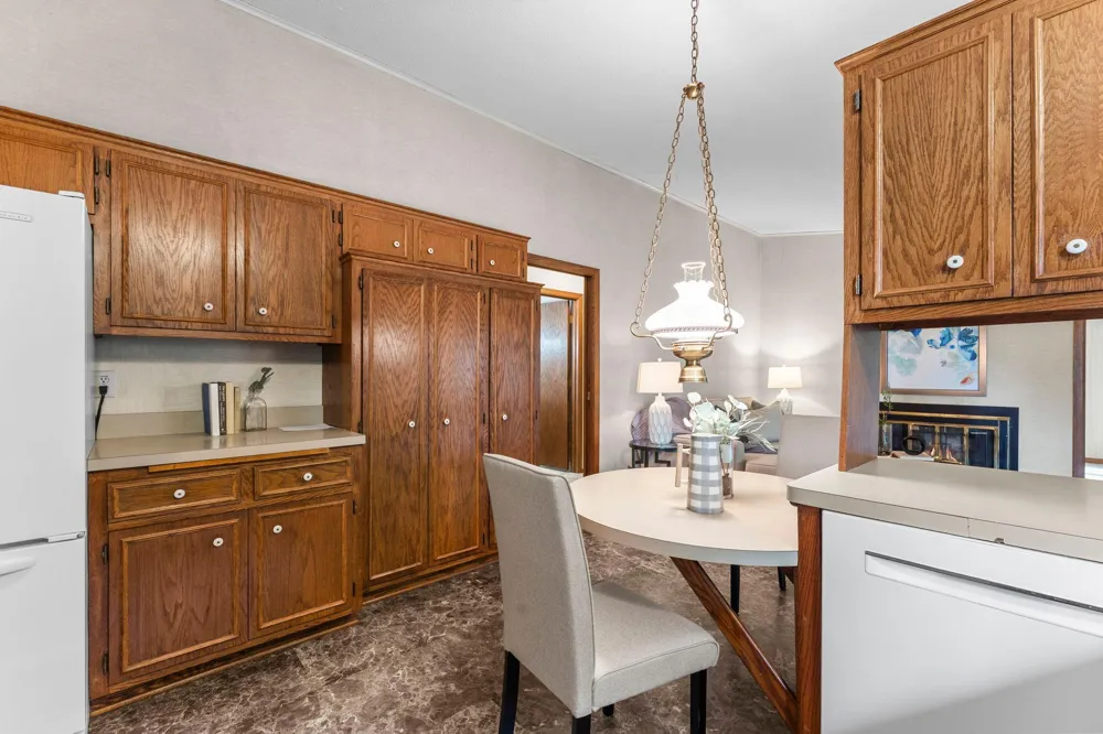 10465 Olympic Circle Eden Prairie, MN 55347