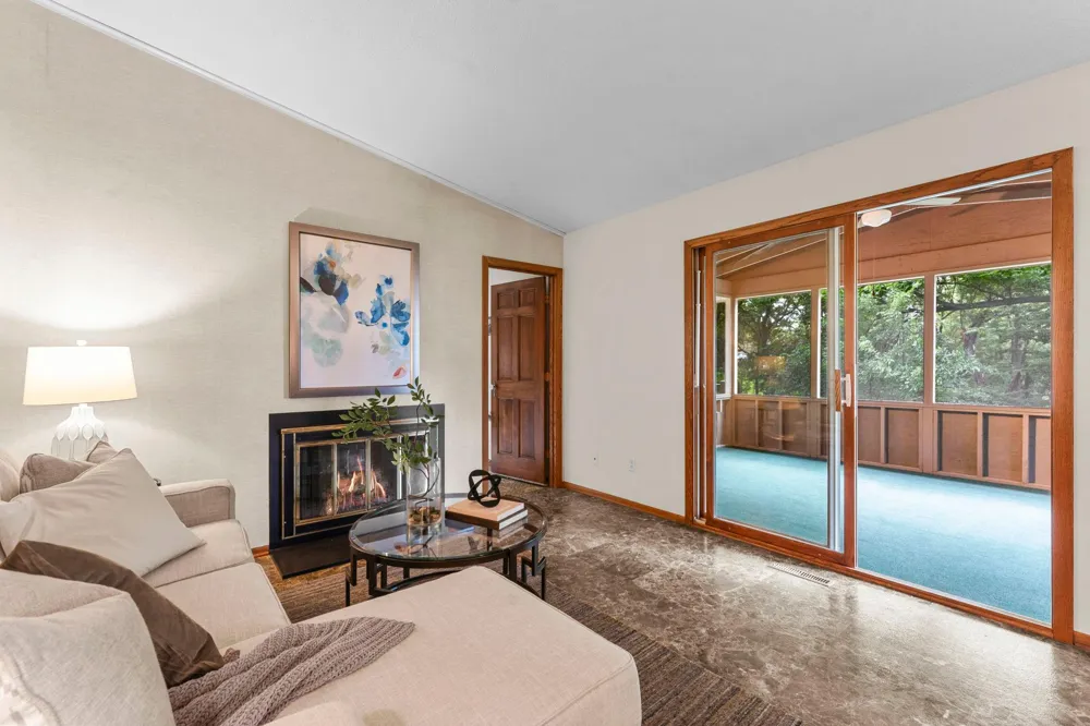 10465 Olympic Circle Eden Prairie, MN 55347