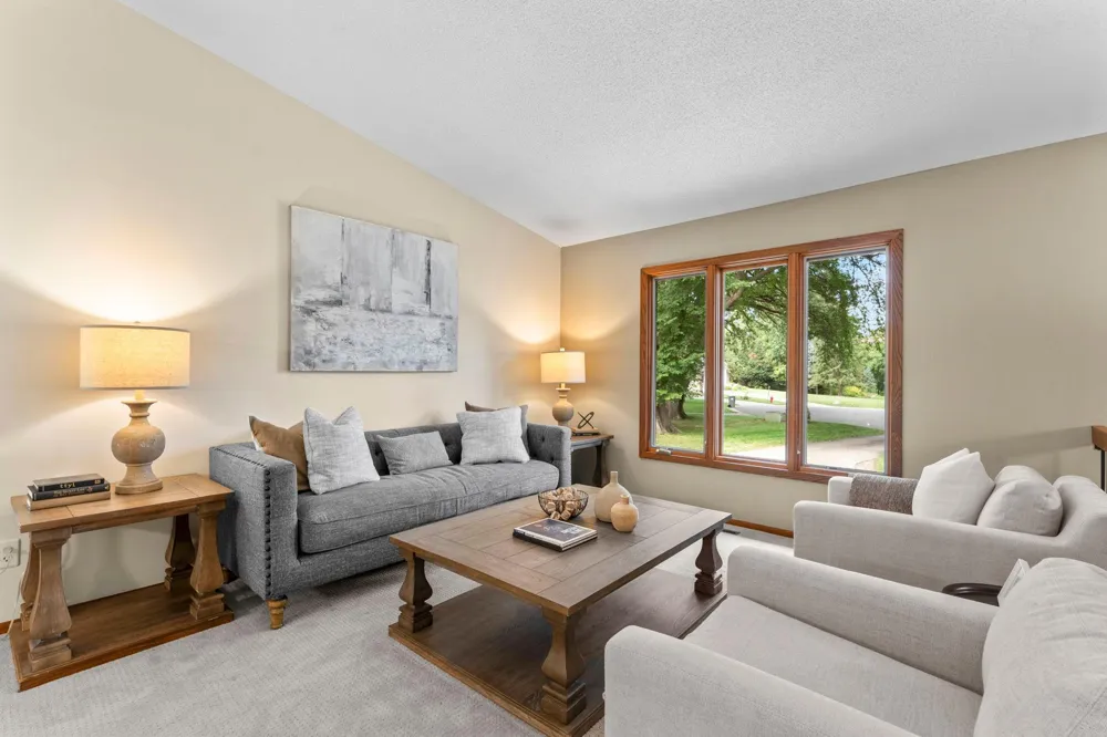 10465 Olympic Circle Eden Prairie, MN 55347