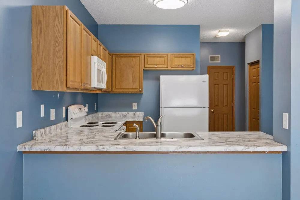 670 Kingfisher Lane #G Woodbury, MN 55125