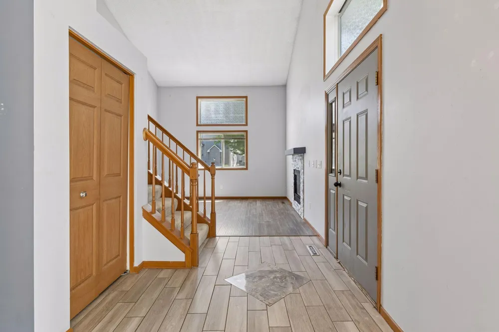 670 Kingfisher Lane #G Woodbury, MN 55125