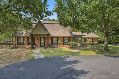 1806 Carriage Estates Road