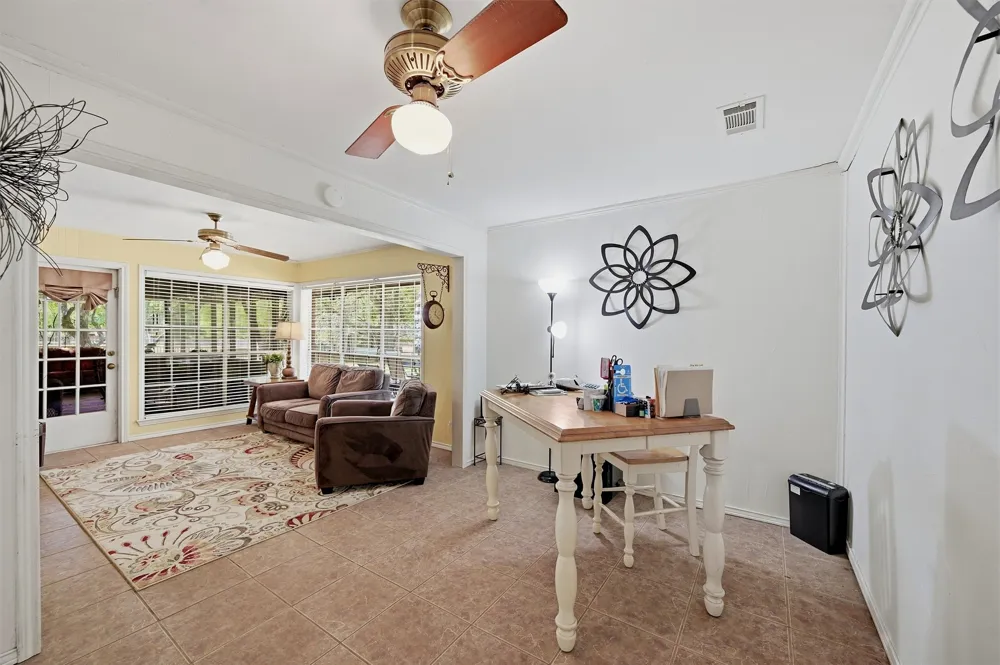 1806 Carriage Estates Road Sherman, TX 75092