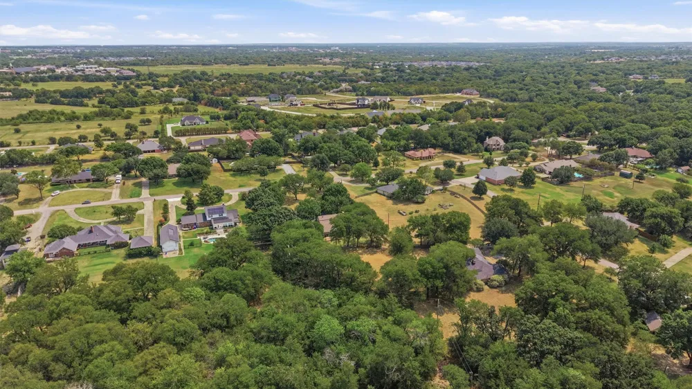 1806 Carriage Estates Road Sherman, TX 75092