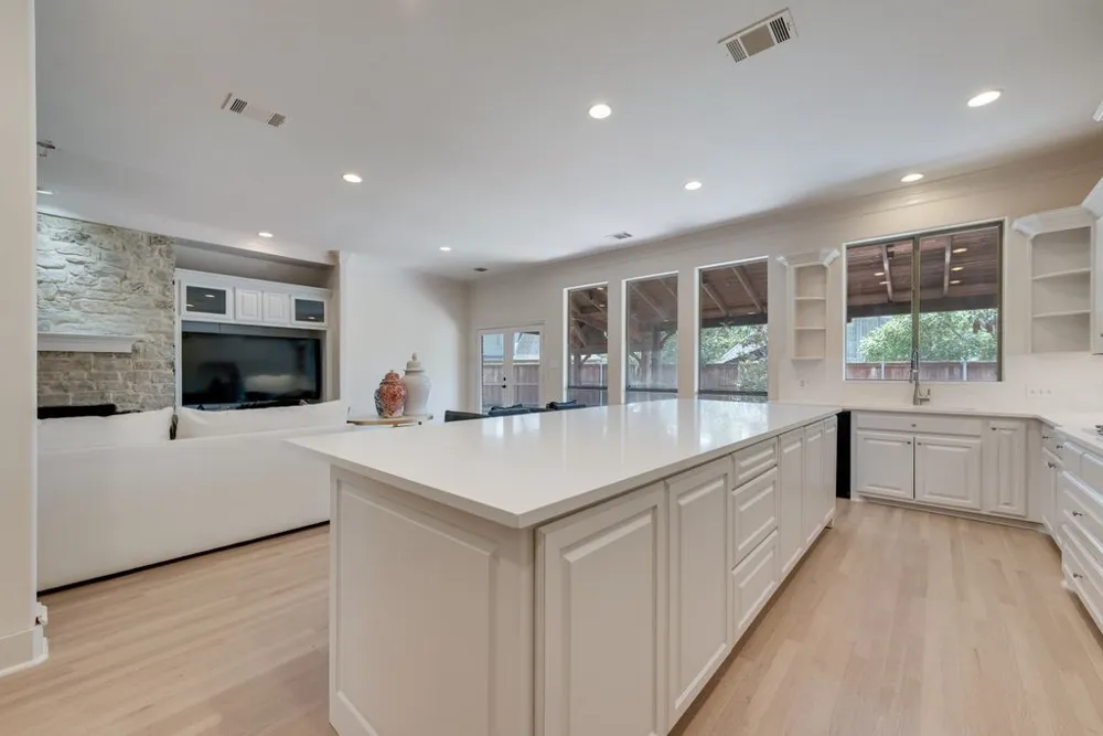 8 Siesta Circle Heath, TX 75032