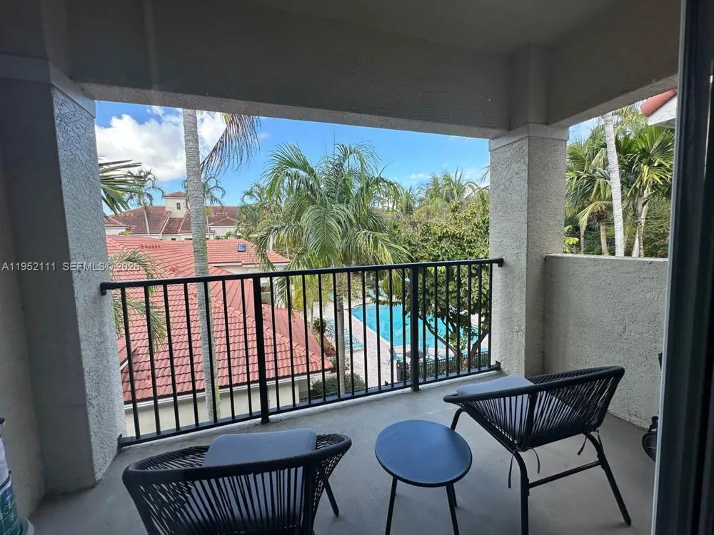 5840 W Sample Rd #305 Coral Springs, FL 33067