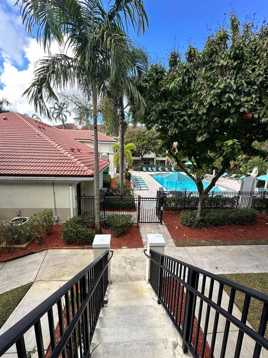 5840 W Sample Rd #305 Coral Springs, FL 33067