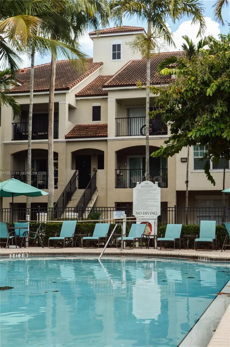 5840 W Sample Rd #305 Coral Springs, FL 33067