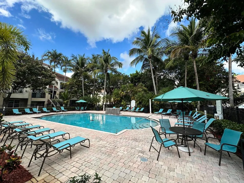 5840 W Sample Rd #305 Coral Springs, FL 33067