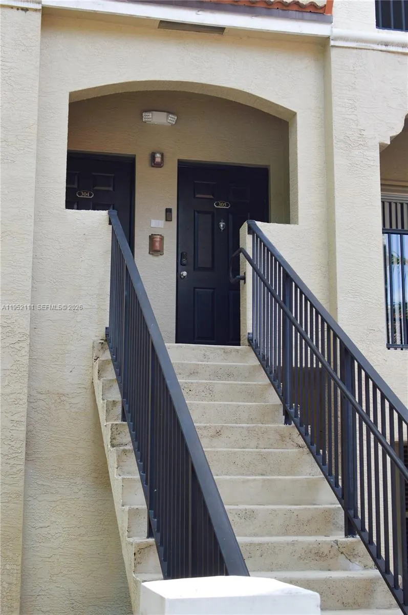 5840 W Sample Rd #305 Coral Springs, FL 33067
