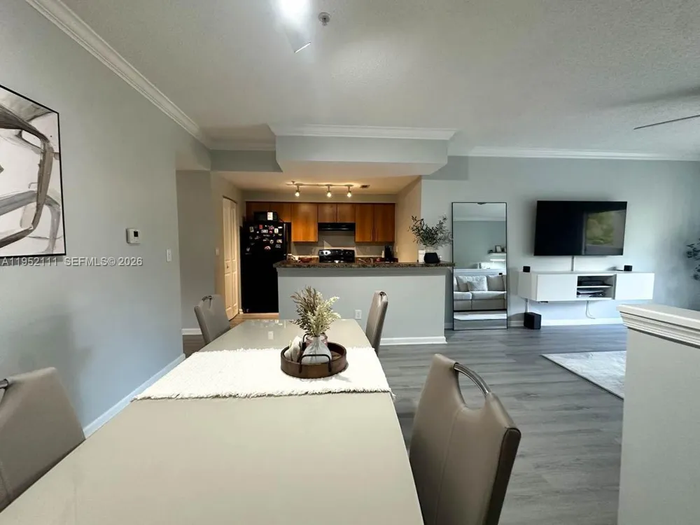 5840 W Sample Rd #305 Coral Springs, FL 33067