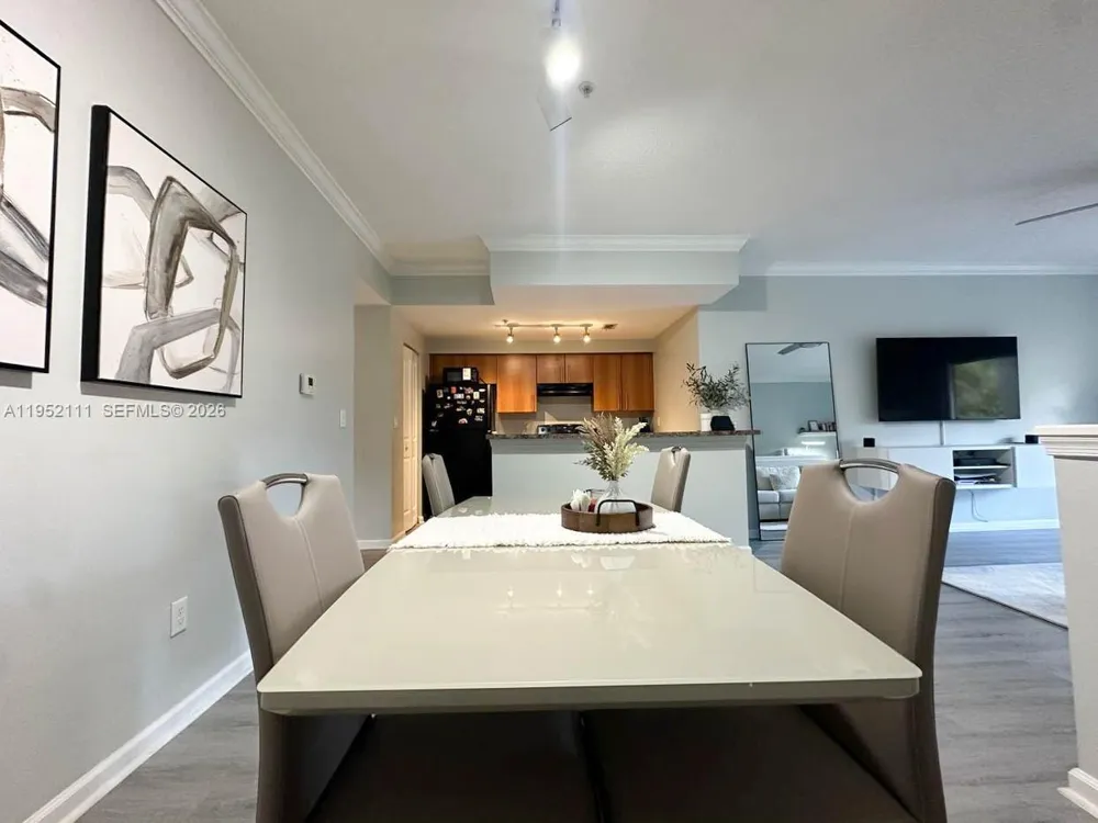5840 W Sample Rd #305 Coral Springs, FL 33067