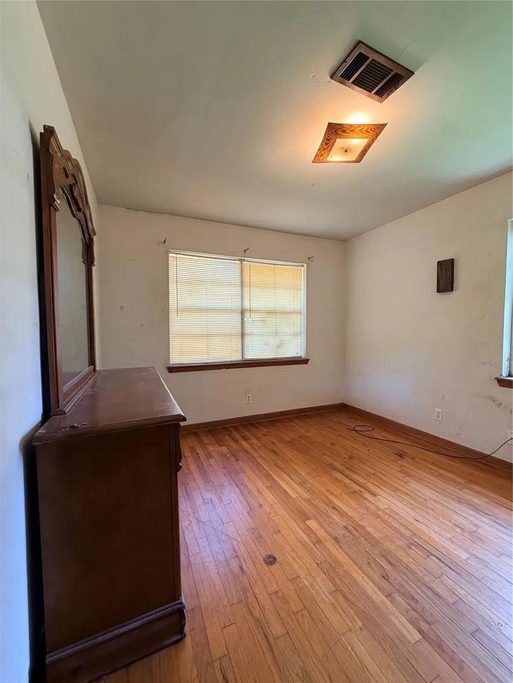 341 Myrtie Drive Shepherd, TX 77371