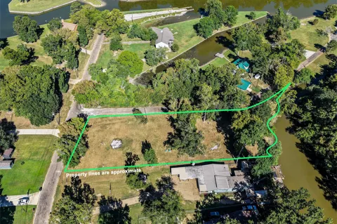 26 Lake View Drive