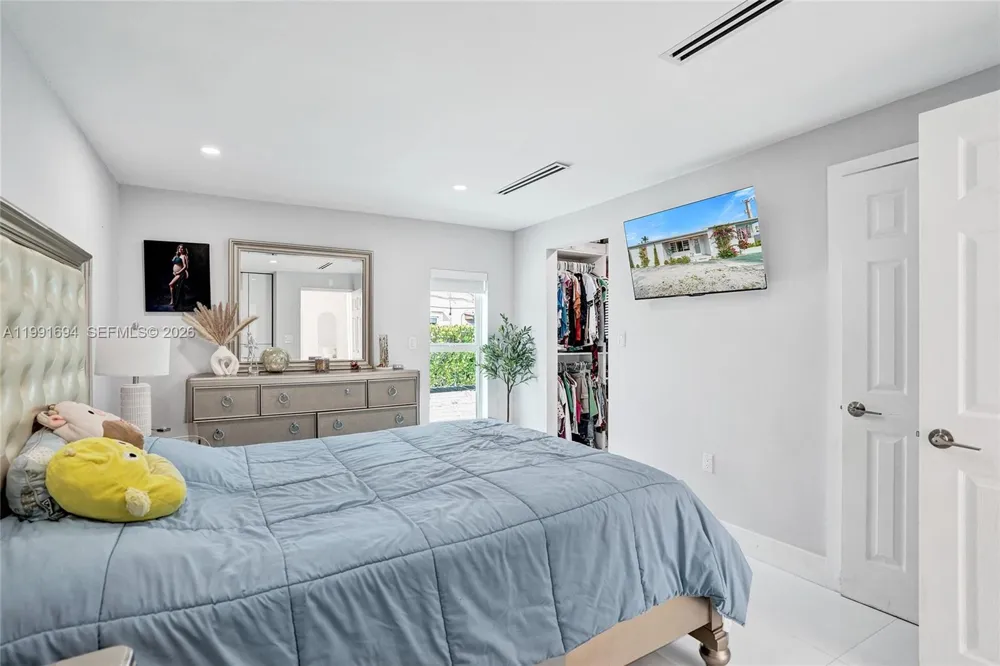 1991 SW 62nd Ave West Miami, FL 33155
