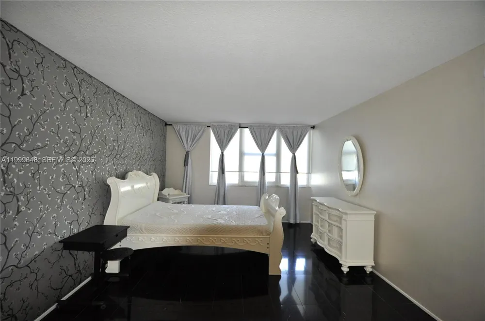 2030 S Ocean Dr #803 Hallandale Beach, FL 33009