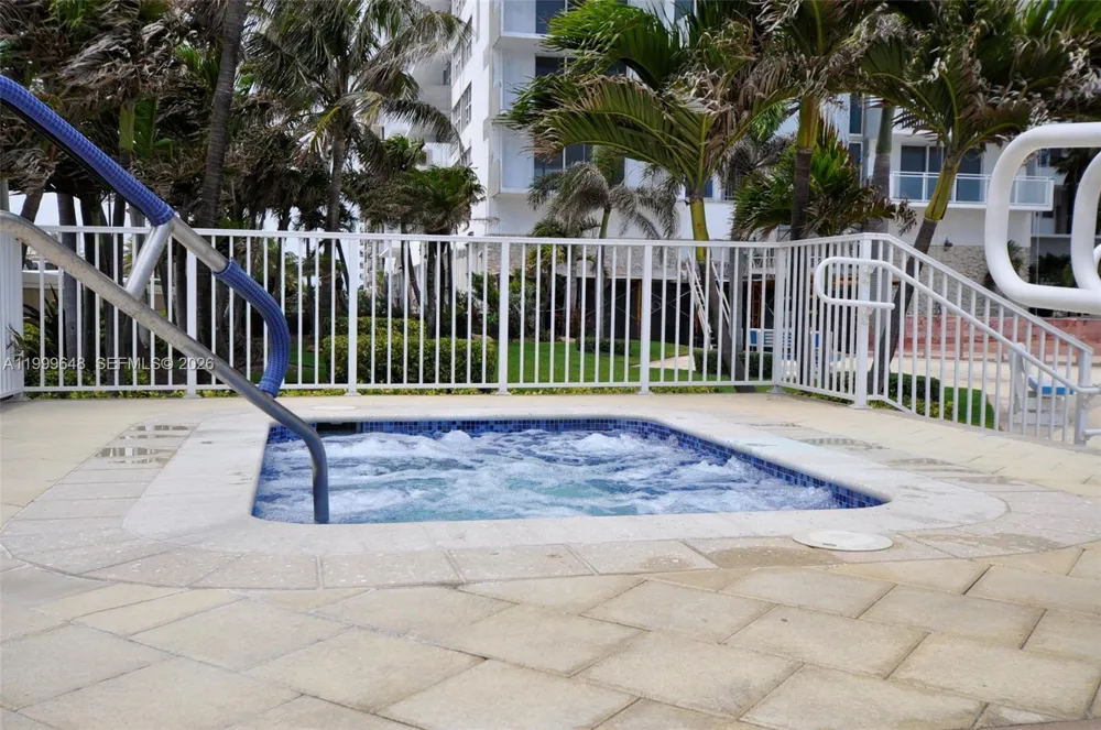 2030 S Ocean Dr #803 Hallandale Beach, FL 33009