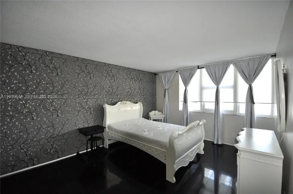 2030 S Ocean Dr #803 Hallandale Beach, FL 33009