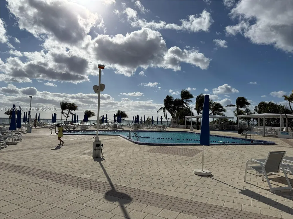 2030 S Ocean Dr #803 Hallandale Beach, FL 33009