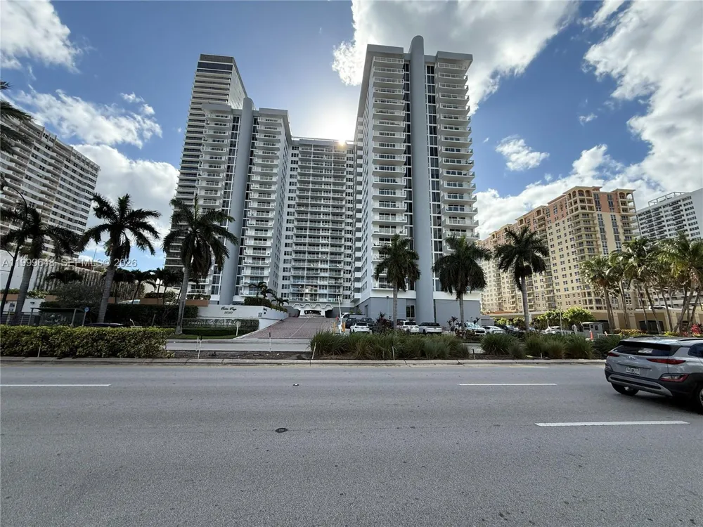 2030 S Ocean Dr #803 Hallandale Beach, FL 33009