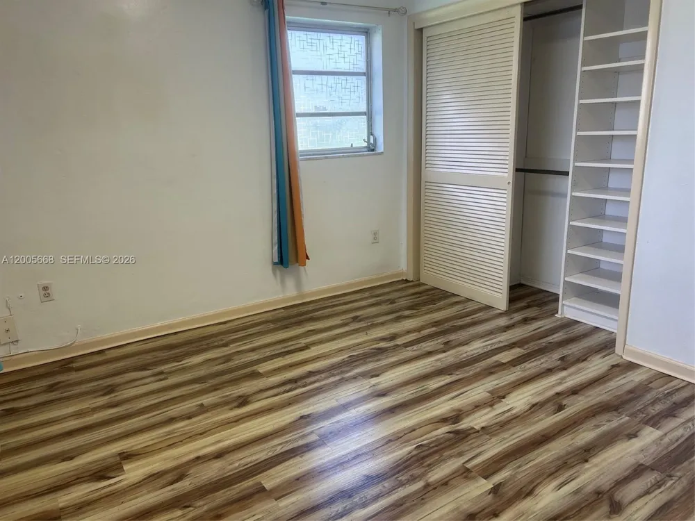 18901 NE 14th Ave #101 Miami, FL 33179