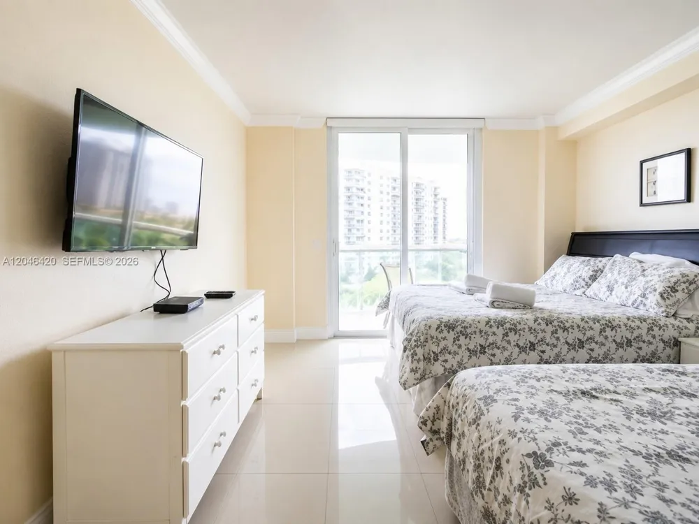 19370 Collins Ave #716 Sunny Isles Beach, FL 33160
