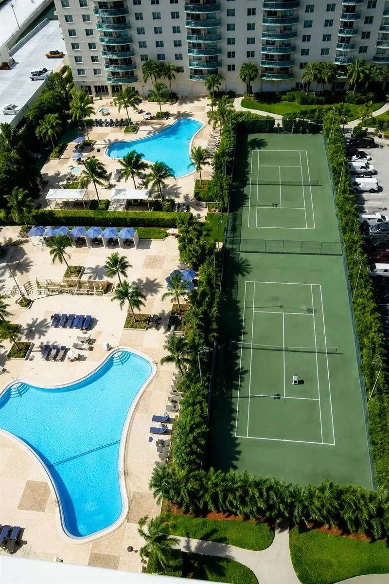 19370 Collins Ave #716 Sunny Isles Beach, FL 33160