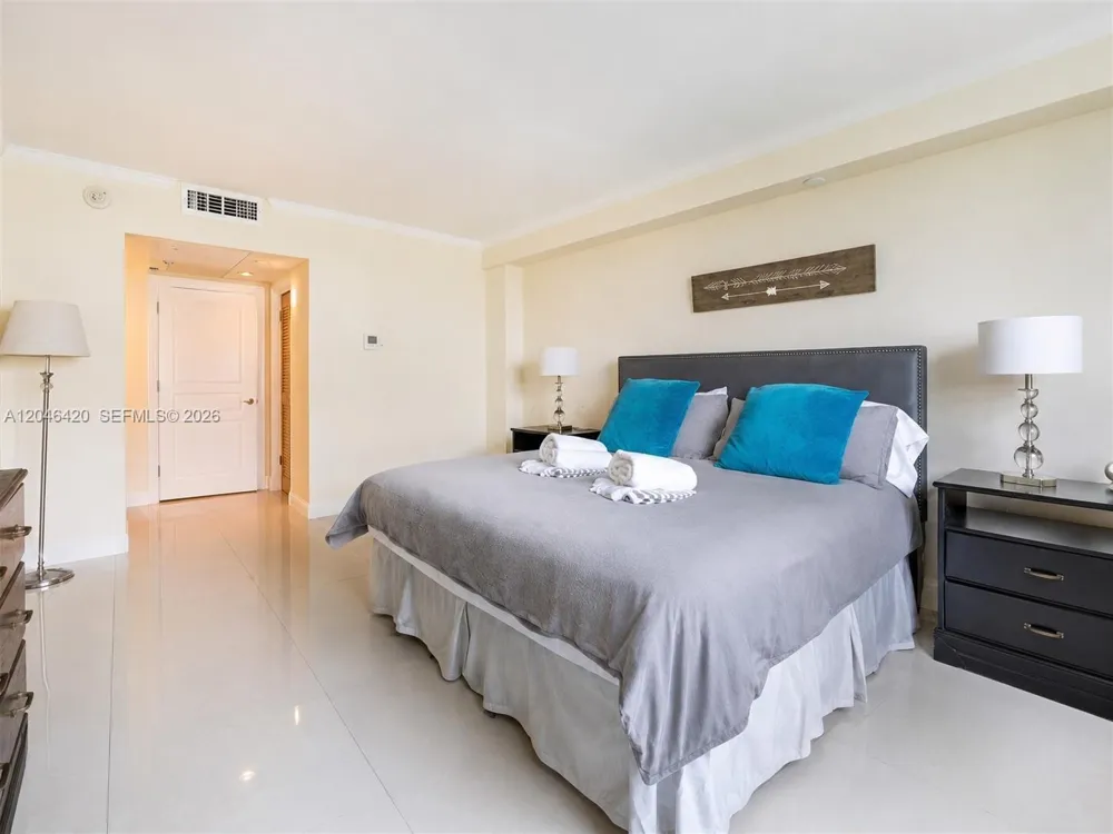 19370 Collins Ave #716 Sunny Isles Beach, FL 33160