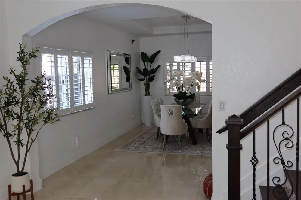 22761 SW 93rd Psge Cutler Bay, FL 33190