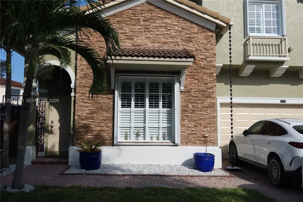 22761 SW 93rd Psge Cutler Bay, FL 33190