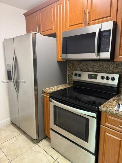 8009 W 6th Ave #B Hialeah, FL 33014