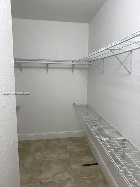 8009 W 6th Ave #B Hialeah, FL 33014