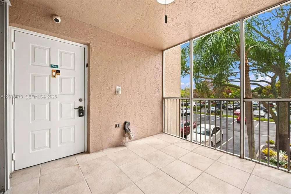 7647 Granville Dr #212 Tamarac, FL 33321
