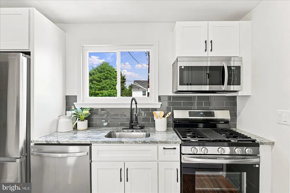 1300 E 35TH STREET Baltimore, MD 21218