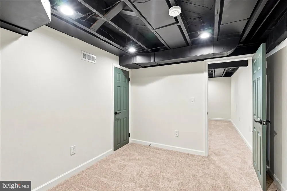 1300 E 35TH STREET Baltimore, MD 21218
