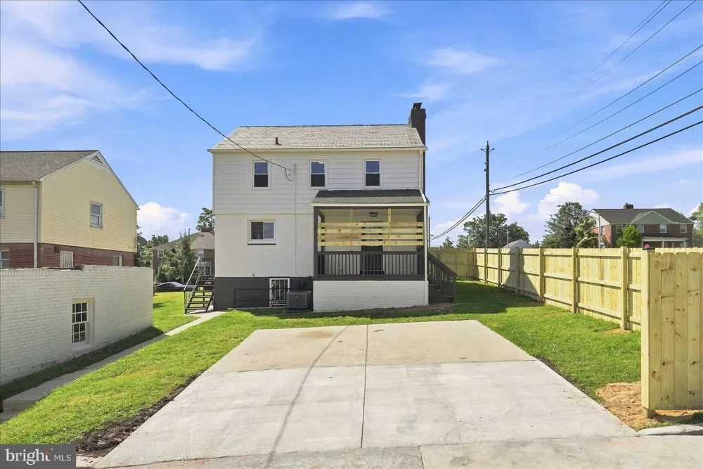 1300 E 35TH STREET Baltimore, MD 21218