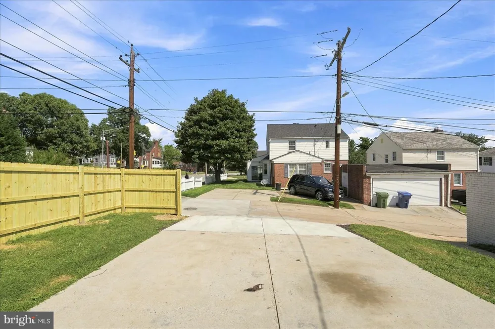 1300 E 35TH STREET Baltimore, MD 21218