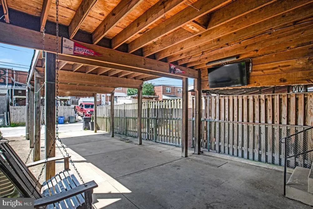 8135 DEL HAVEN ROAD Baltimore, MD 21222