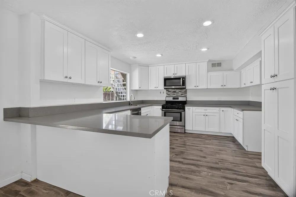1112 Coldwater Frazier Park, CA 93225