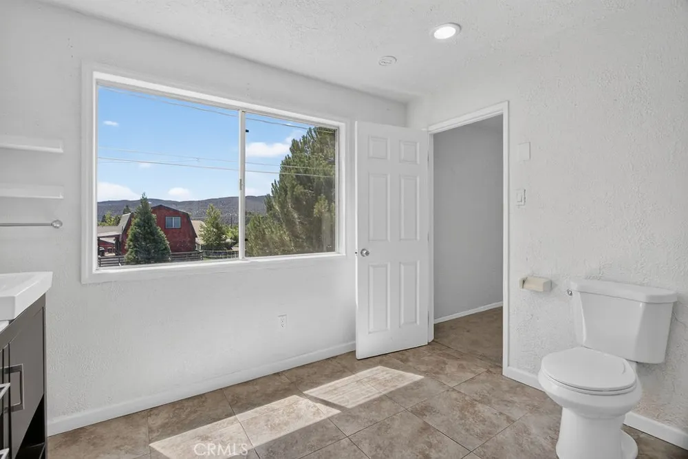 1112 Coldwater Frazier Park, CA 93225