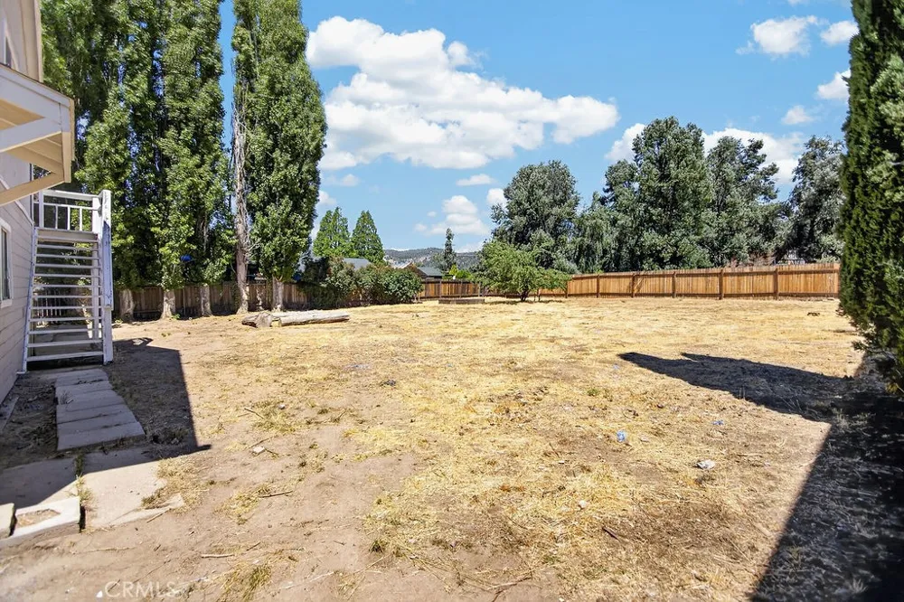 1112 Coldwater Frazier Park, CA 93225