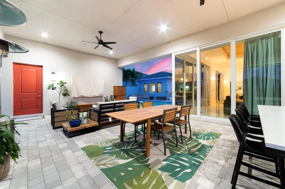4560 ESTATES CIRCLE 