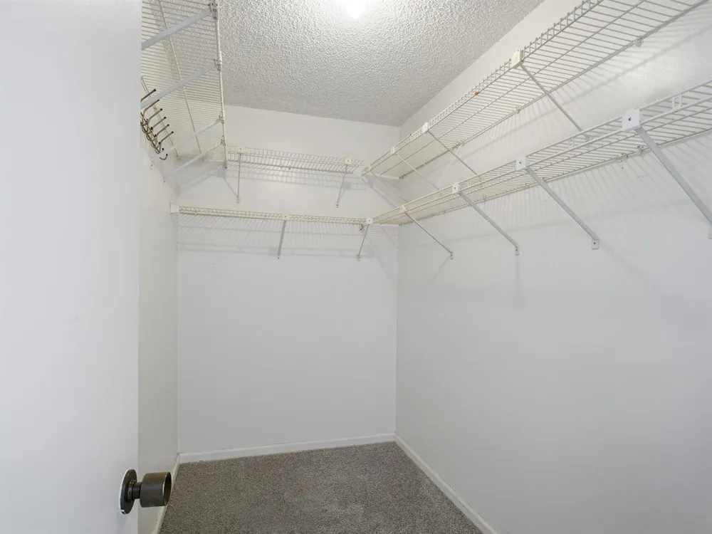 5390 Woodland Lakes Drive #104 Palm Beach Gardens, FL 33418